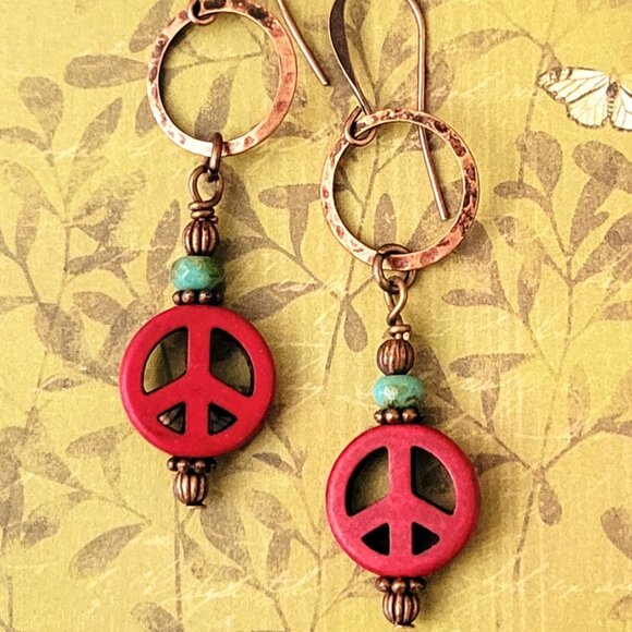 Burgundy RED Howlite Peace Sign Czech Copper Earrings Hammered Circle - Picture 6 of 6